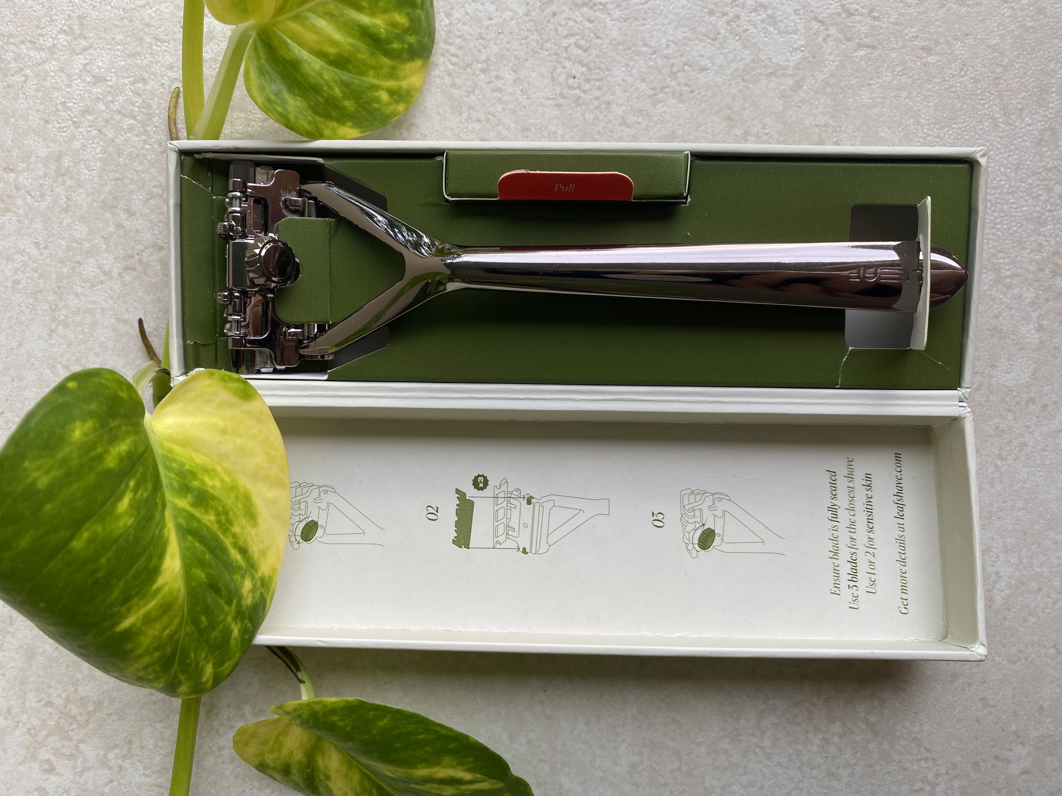 Leaf Safety Razor